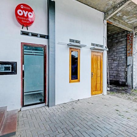 Oyo 90325 Pondok Dnayu Syariah Jarakan 외부 사진