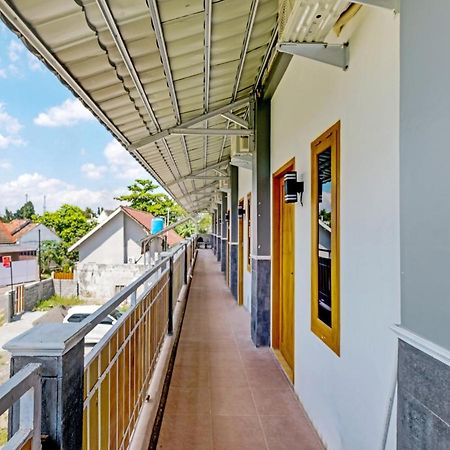 Oyo 90325 Pondok Dnayu Syariah Jarakan 외부 사진